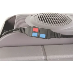 Coleman 40 Quart PowerChill™ Thermoelectric Cooler 10 Coleman 40 Quart PowerChill™ Thermoelectric Cooler -Coleman 3000001495 Hot Cold inset1